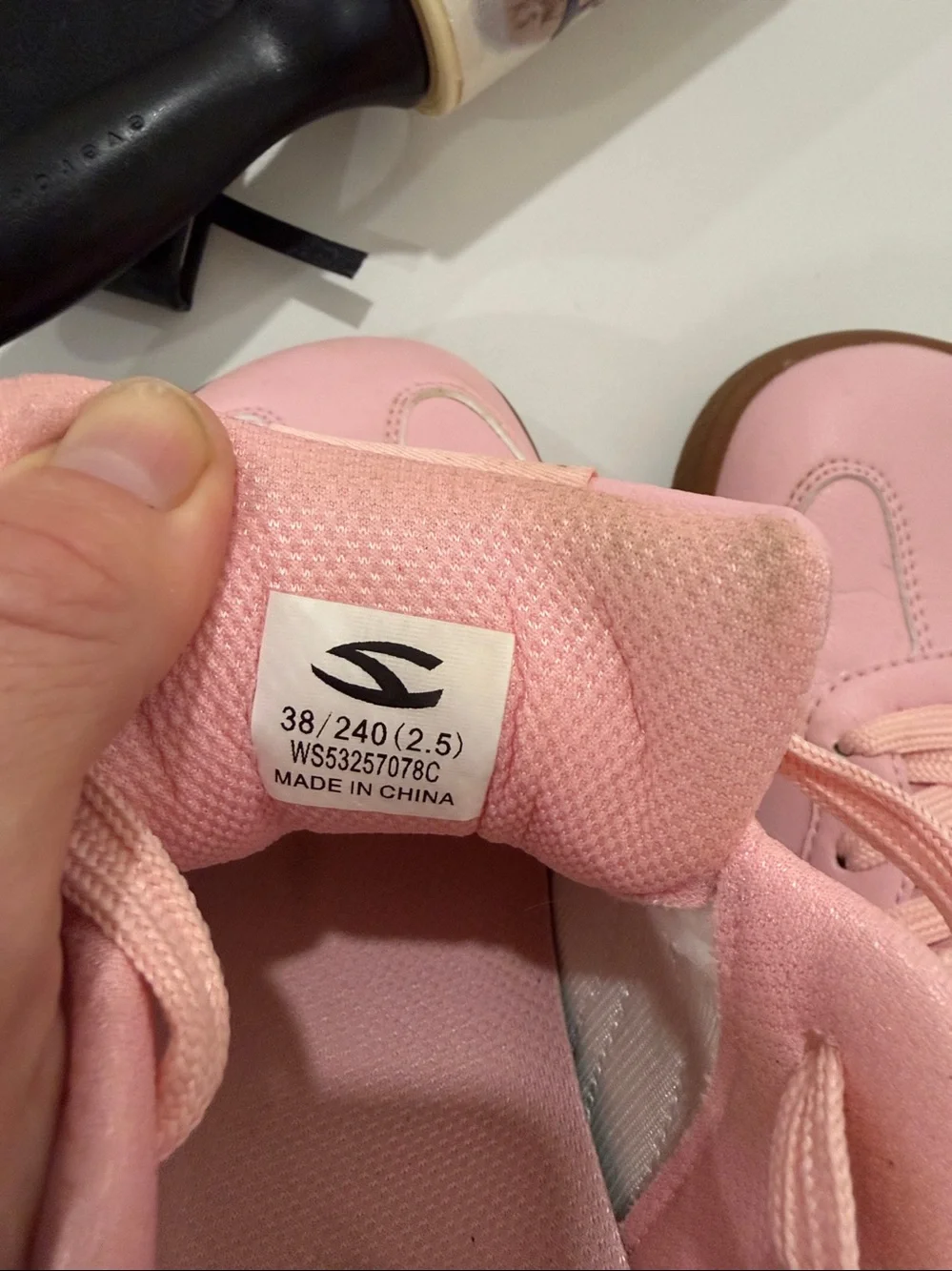 Women’s Pink Casual Sneakers